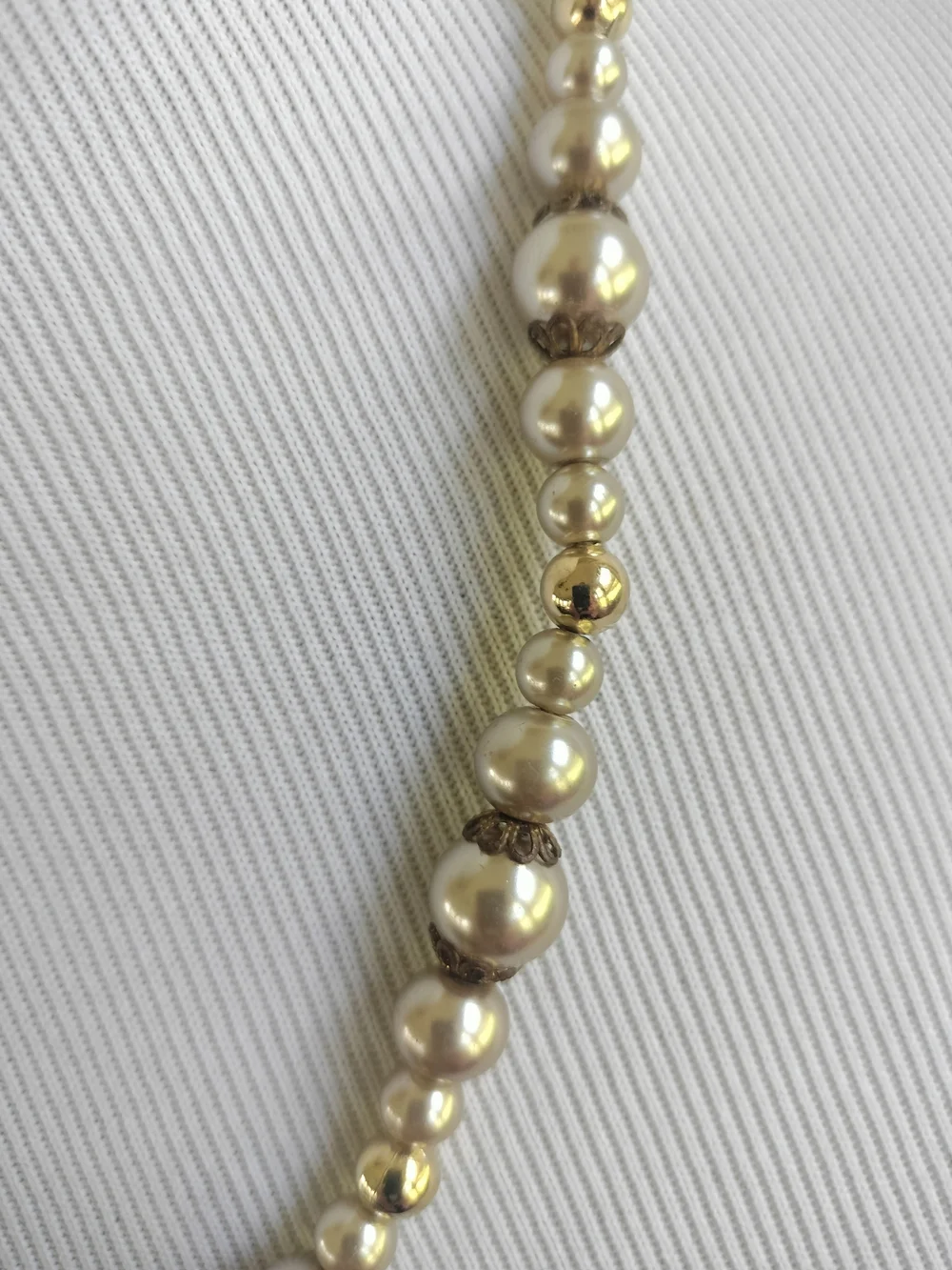 N/A elegant pearl